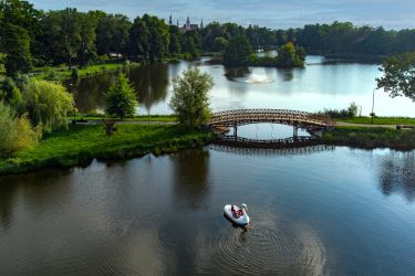 Drewniany most w Parku Nad Stawami przejdzie prace konserwacyjne